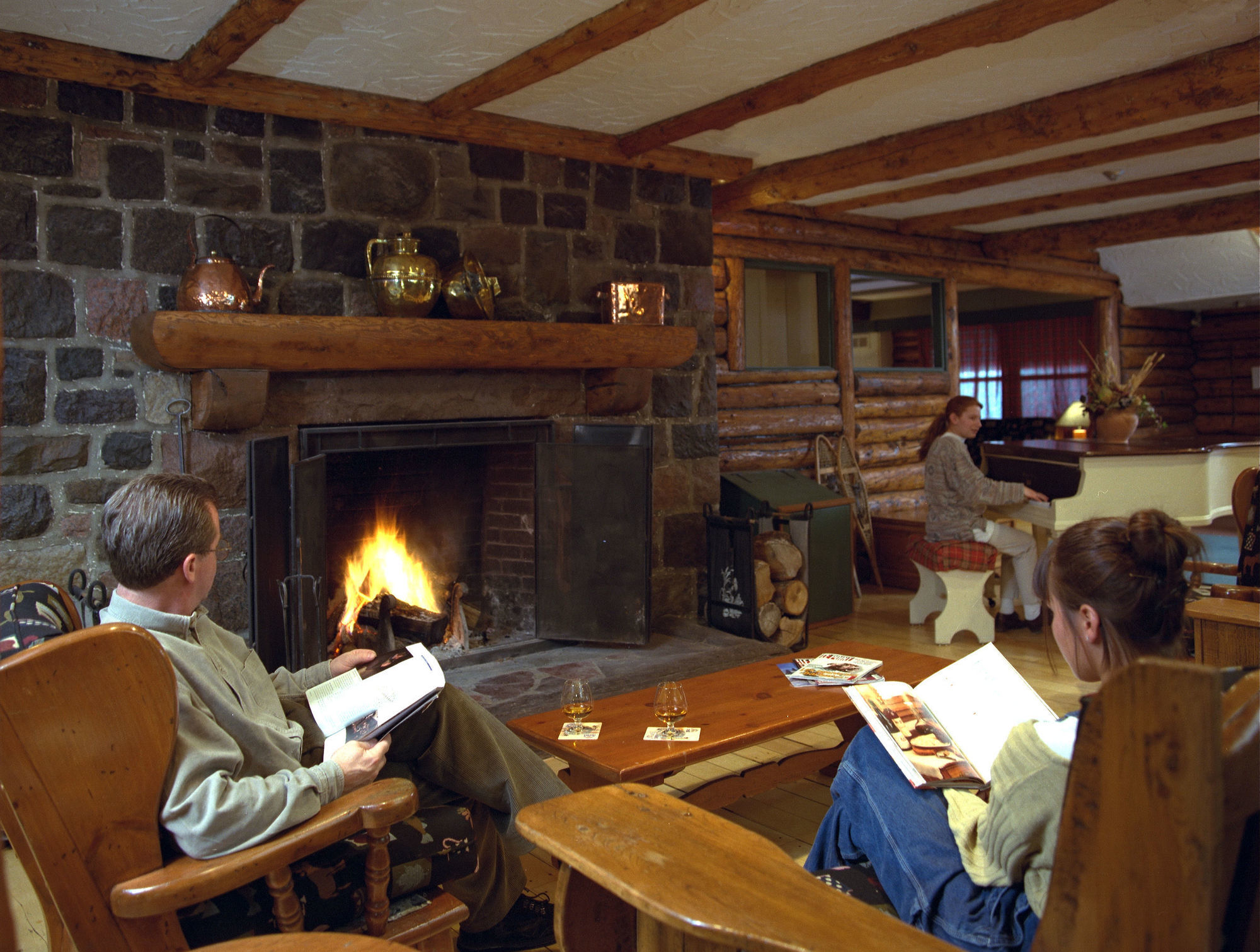 Auberge Alpine Inn Sainte-Adèle Eksteriør bilde