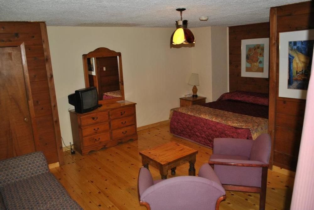 Auberge Alpine Inn Sainte-Adèle Eksteriør bilde
